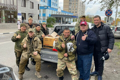 Житель Якутии купил мобилизованным землякам внедорожник /    
