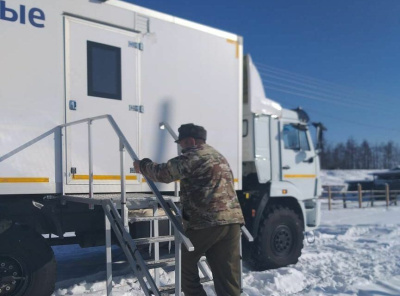 Бригада врачей проводит выездные медосмотры в Чурапчинском районе /    