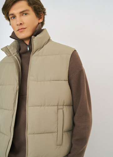 Стёганый утеплённый жилет с воротником-стойкой, Бежевый