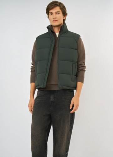 Стёганый утеплённый жилет с воротником-стойкой, Зеленый