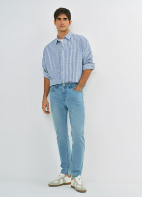 Зауженные джинсы, Голубой