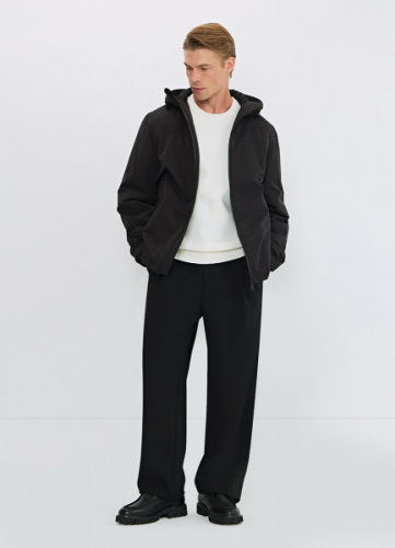 Утеплённая куртка с капюшоном, Черный