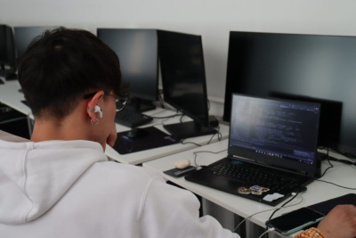 Школа креативных индустрий появится в Якутском колледже искусств /    