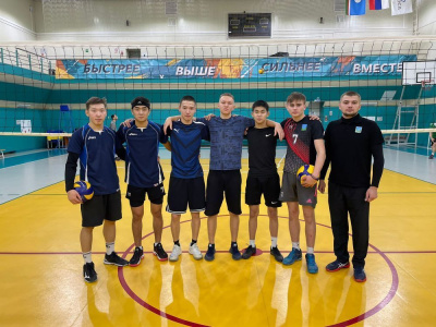 Волейбол на Кубок министерства /  Мирный  