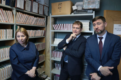 Зампред правительства Ольга Балабкина первую половину текущей недели работает в Мирном /  Мирный  