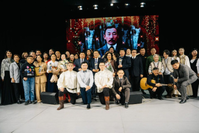 Премию имени Алампа вручили деятелям культуры и искусства Якутии /  Якутск Якутск Республика Саха (Якутия)