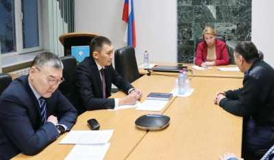 Зампред правительства Ольга Балабкина провела личный прием /  Мирный  