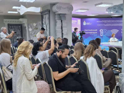 В Астрахани открылся юбилейный десятый "Каспийский медиафорум" /  Астрахань Город Астрахань Астраханская область