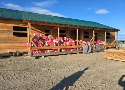 В Оймяконе ускоренными темпами возводят дом для пострадавших от паводка / ЯСИА   