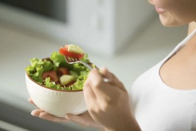 Как поддерживать правильное питание зимой. Рекомендации диетолога /    