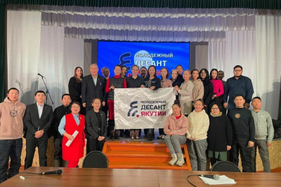 Молодежный десант работает в Абыйском районе Якутии /   Абыйский Республика Саха (Якутия)