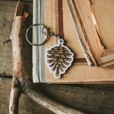 Брелок Дворникова А. "Шишка"