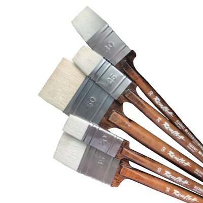 Кисть коза белая флейц Roubloff "5G25C" ореховая круглая ручка