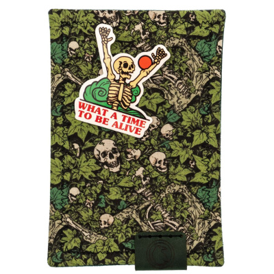 Хэнк Grey Raven "Черепа в траве"