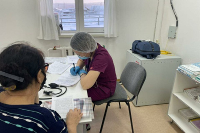 Онкоскрининг провели врачи Усть-Алданской ЦРБ в труднодоступном селе Бярия /    