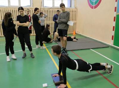 «Выпускник ГТО»: сдача нормативов с пользой /  Мирный  
