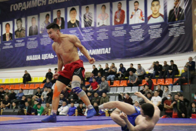 Мегино-Кангаласский и Верхневилюйский улусы лидируют на Кубке Федерации по хапсагаю /  Нижний Бестях Мегино-Кангаласский Республика Саха (Якутия)