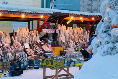 Строганина, мясо, деликатесы: обзор цен на Крестьянском рынке Якутска /  Якутск Якутск Республика Саха (Якутия)