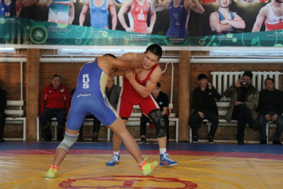 Постников, Скрябин, Павлов победили на турнире по вольной борьбе памяти Анатолия Константинова /    Республика Саха (Якутия)