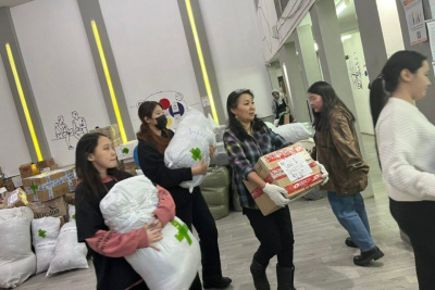 Турчак поблагодарил активистов ЕР в регионах за поддержку мирных жителей Донбасса /    