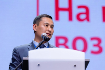 Тимур Ханды: «Предприниматели ведут работу по производству необходимых бойцам вещей» /    