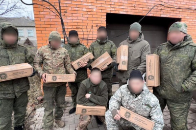 ​Якутия передала новогодние подарки военнослужащим в зоне СВО /    