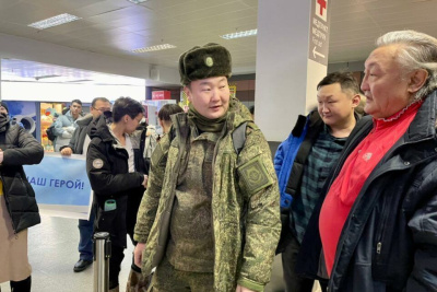 Якутянин — о спасении бойцов на передовой, штурме Павловки, тяжелом ранении и возвращении домой /    