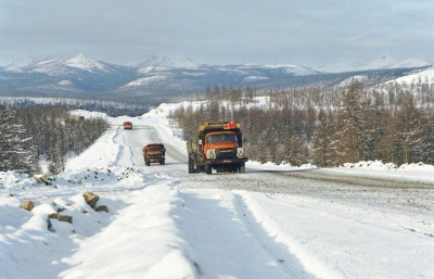 Таяние вечной мерзлоты грозит разрушением трассы «Колыма» / ЯСИА   