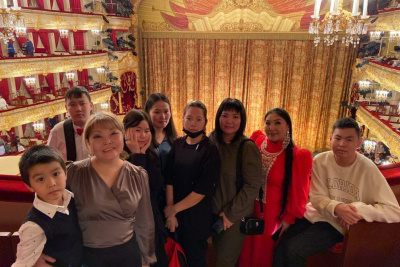 Дети участников СВО из Якутии посетили спектакль «Щелкунчик» в Большом театре / ЯСИА   