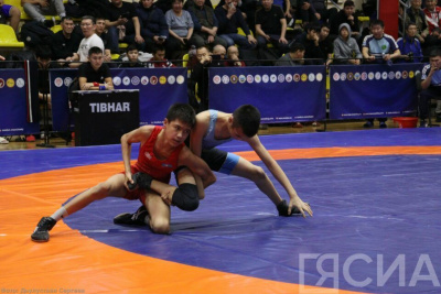 Сборная Якутска стала лучшей на первенстве республики по вольной борьбе / Дьулустаан Сергеев Якутск Якутск Республика Саха (Якутия)