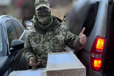 Военнослужащим из Якутии доставили адресные посылки / ЯСИА   