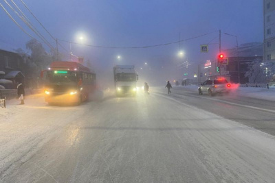 В Якутске на пешеходном переходе сбили девушку / ЯСИА Якутск Якутск Республика Саха (Якутия)