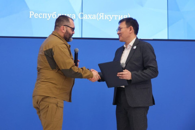 Глава ДНР поблагодарил Якутию за восстановление города Кировское / Мария Архипова   