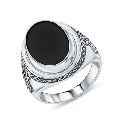 Серебряное кольцо с ониксом