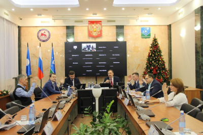 Первый президиум районного Совета начал свою работу /  Мирный  