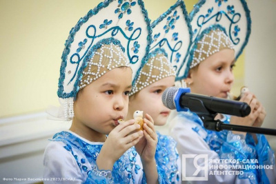 Акция «Тепло детских рук» в поддержку участников СВО стартовала в Якутске / Мария Архипова Якутск Якутск Республика Саха (Якутия)