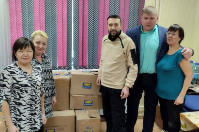 Семь тысяч пар очков подарила ЛДПР обществу слабовидящих в Якутии / ЯСИА   Республика Саха (Якутия)