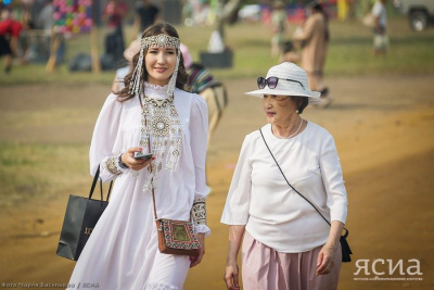 Стартовал конкурсный отбор лучших социальных проектов «Женщины за здоровое общество» / Дьулустаан Сергеев   