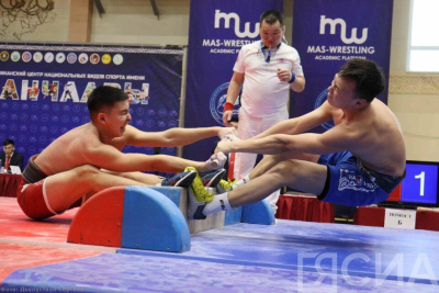 Сборная Якутии по мас-рестлингу сменила лидеров после чемпионата республики / Дьулустаан Сергеев   