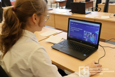 Якутские школьники на «Уроке цифры» примерили профессию метеоролога / Иванова Светлана   