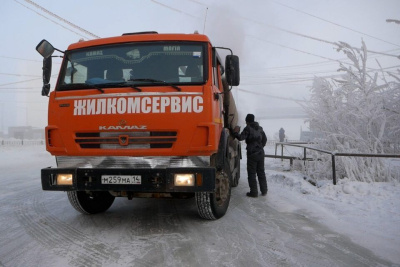 В «Жилкомсервисе» Якутска рассказали, как в морозы организована работа по вывозу отходов / Николай Борисов Якутск Якутск Республика Саха (Якутия)