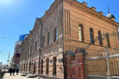 Нацбиблиотека Якутии три недели будет работать в особом режиме / ЯСИА   