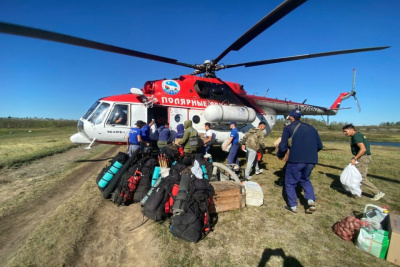 Спасатели вылетели на тушение крупного пожара в Усть-Алданский район / ЯСИА   