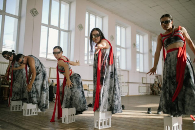 Театры эпосов: древние истории, которые смотрят в 2025-м / ЯСИА   