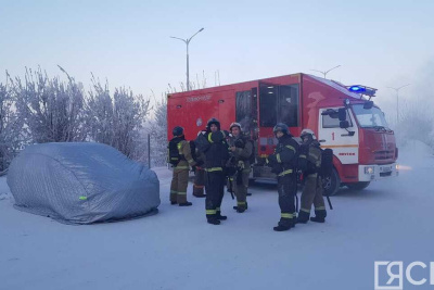 В Якутске пожарные прибыли на вызов в торговый центр «Дэлэй» / Виктория Сергеева Якутск Якутск Республика Саха (Якутия)
