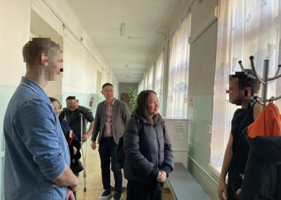 Светлана Диодорова-Лаврентьева во Владивостоке встретилась с военнослужащими из Якутии / ЯСИА   