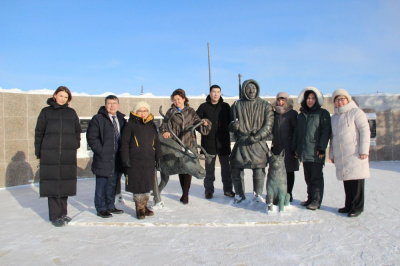 Отчет правительства в селе Тас-Юрях: что волнует жителей /    