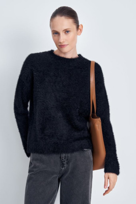 Свитер прямого силуэта