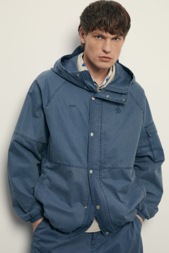 Хлопковая ветровка из коллаборации с Динамо