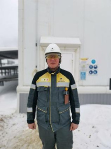 Нефтяников объединяет любовь к Родине /    